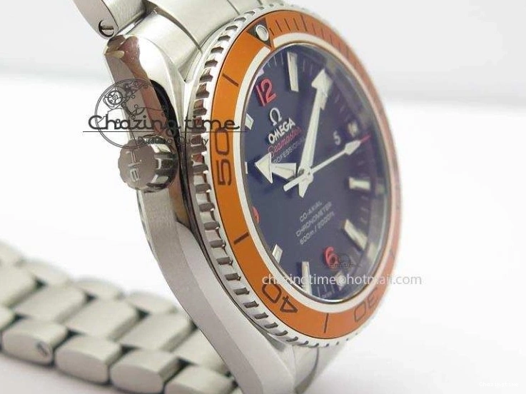 0820 FlexibleFit Planet Ocean SS Bp Maker 45mm Orange Bezel On SS Bracelet A 8216